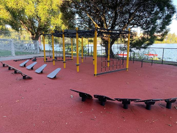 Element Fitness Experts in indoor and outdoor training equipment